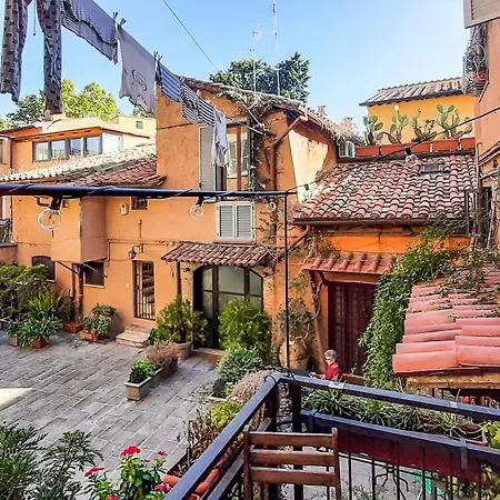 Casa Del Moro - Romantic Loft In Trastevere-3